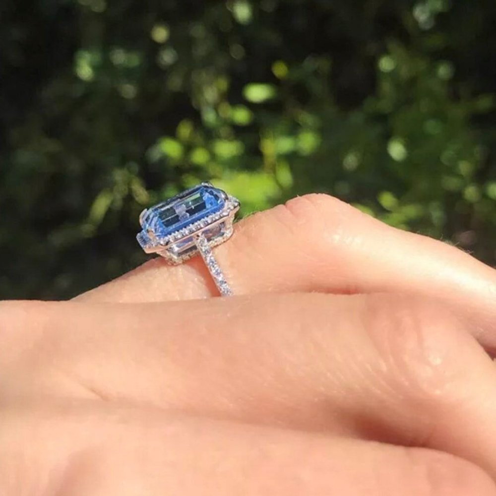BLUE SQUARE DIAMOND BRIDAL RING - Picture 9 of 10